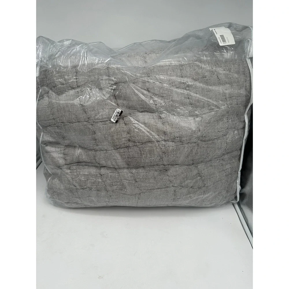Pottery Barn Cloud Handcrafted Cotton/Linen Quilt King Cal King $299